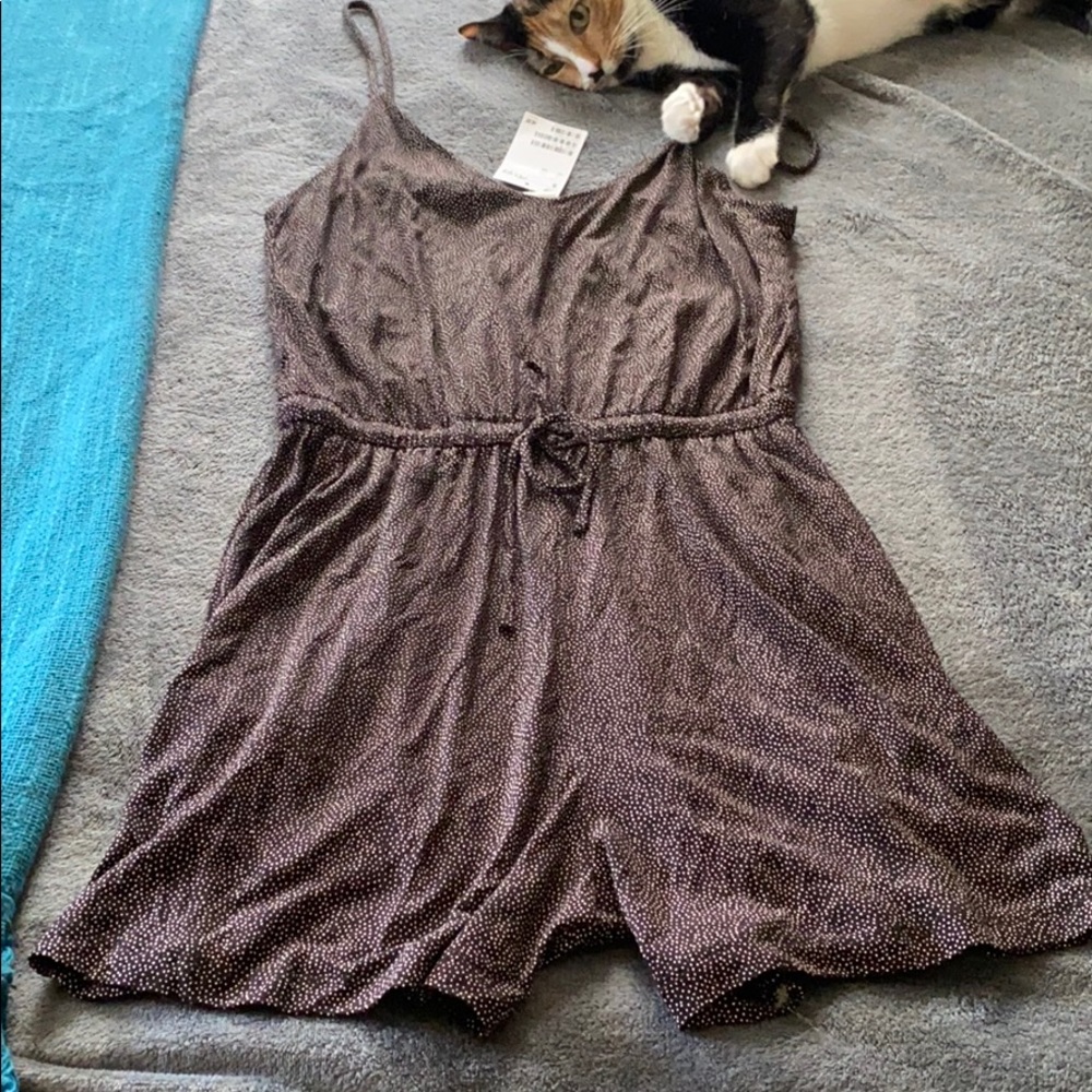 H&M black & white spotted romper (BRAND NEW)